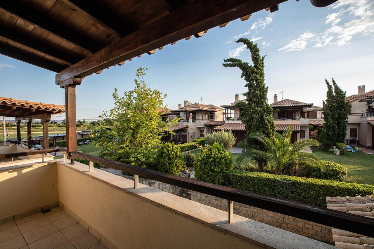 Porto Thea Alexandra Shared Pool Villa, Афитос Экстерьер фото