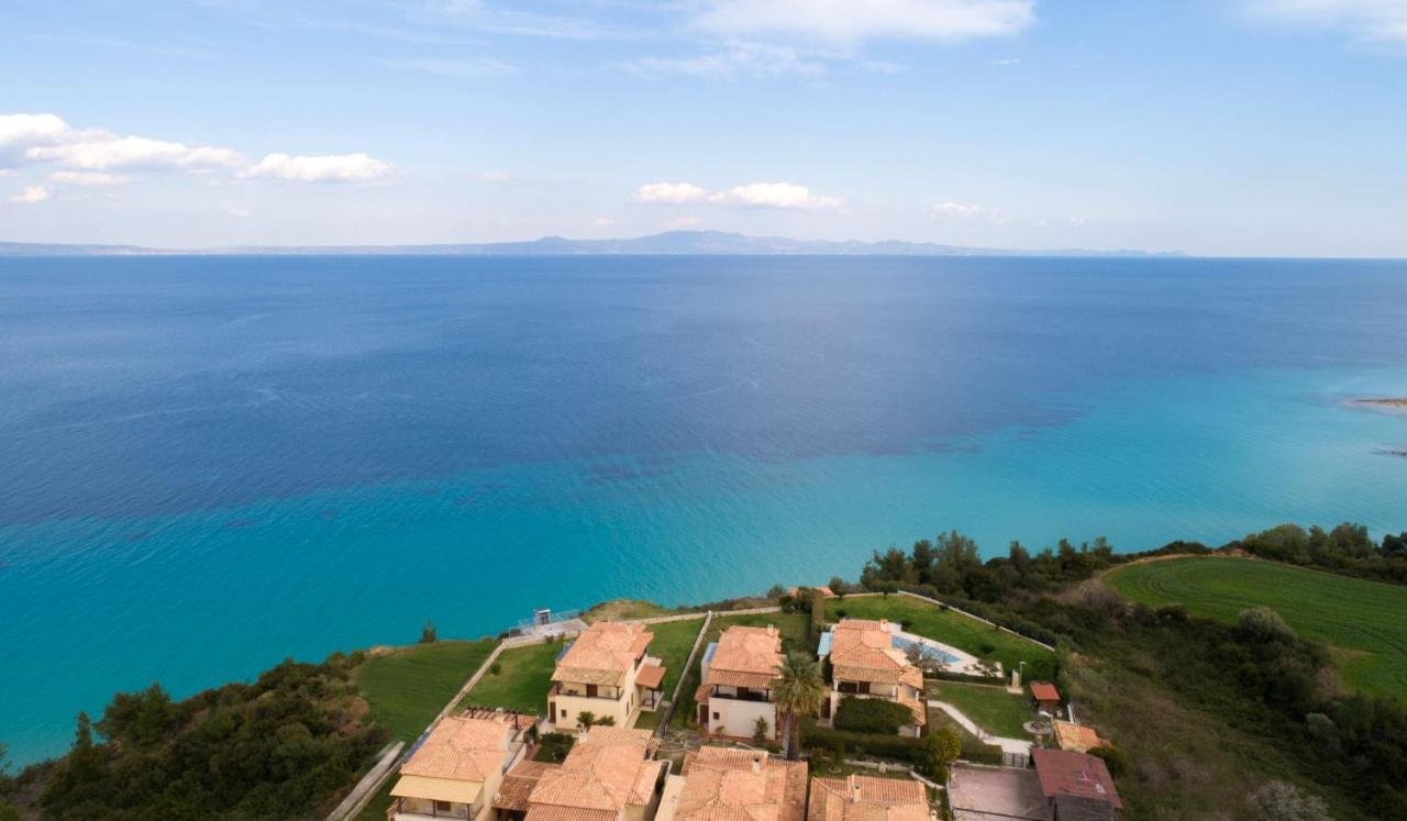 Porto Thea Alexandra Shared Pool Villa, Афитос Экстерьер фото