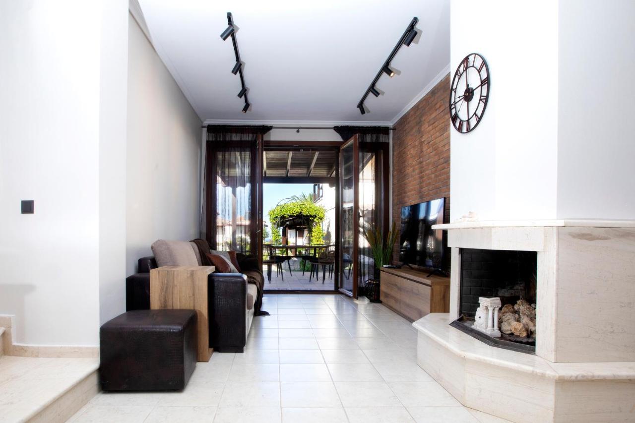 Porto Thea Alexandra Shared Pool Villa, Афитос Экстерьер фото